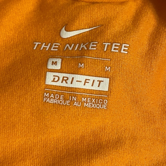 Nike Dri Fit Crop Top - Picture 4 of 5